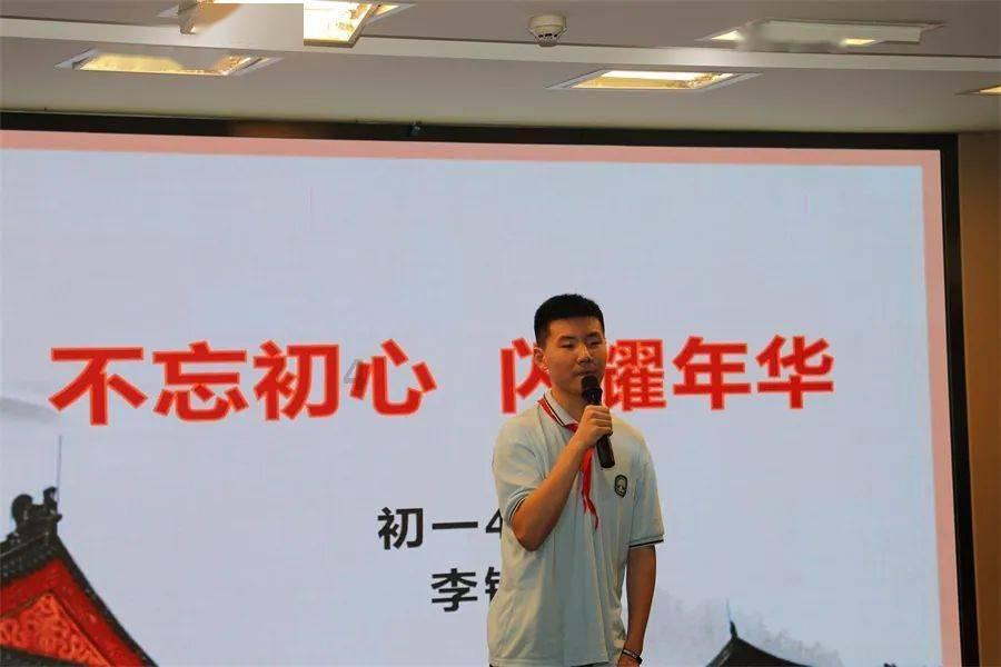 解群众之忧 答服务之卷